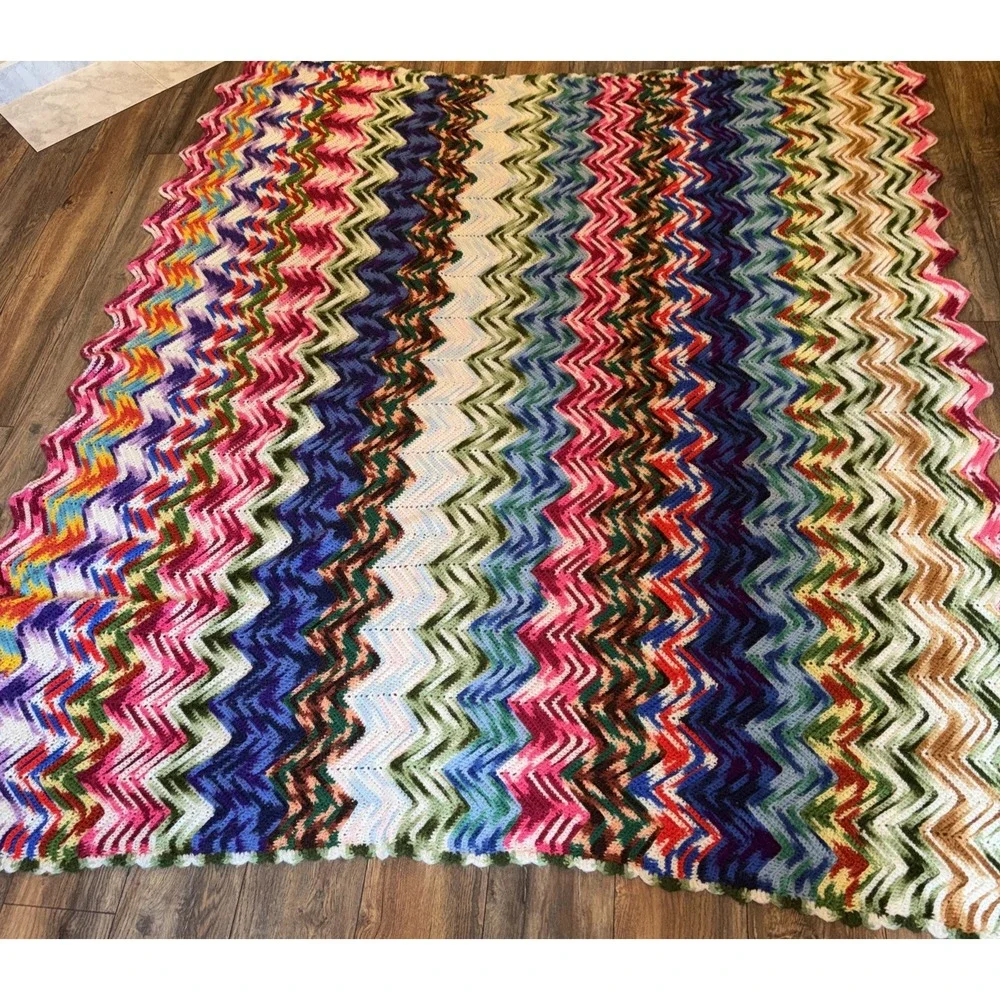 Vtg 70s Crochet Handmade Afghan Multicolor Throw Blanket Chevron Zig Zag 7ftx6ft